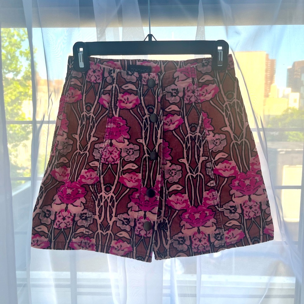 TOPSHOP Pink Floral Corduroy Button Up Mini Skirt